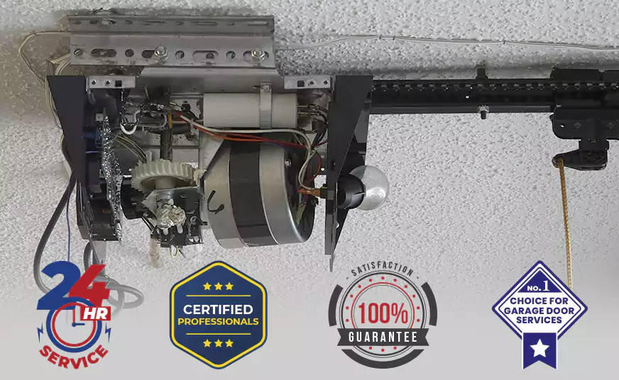 Master Mechanic Garage Door Opener Maintenance & Inspection in Phoenix, AZ